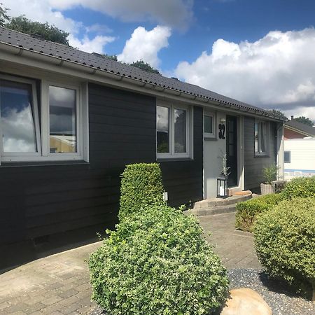 170 M2 Stort Hus Taet Pa Centrum, Mch Og Boxen 헤르닝 외부 사진