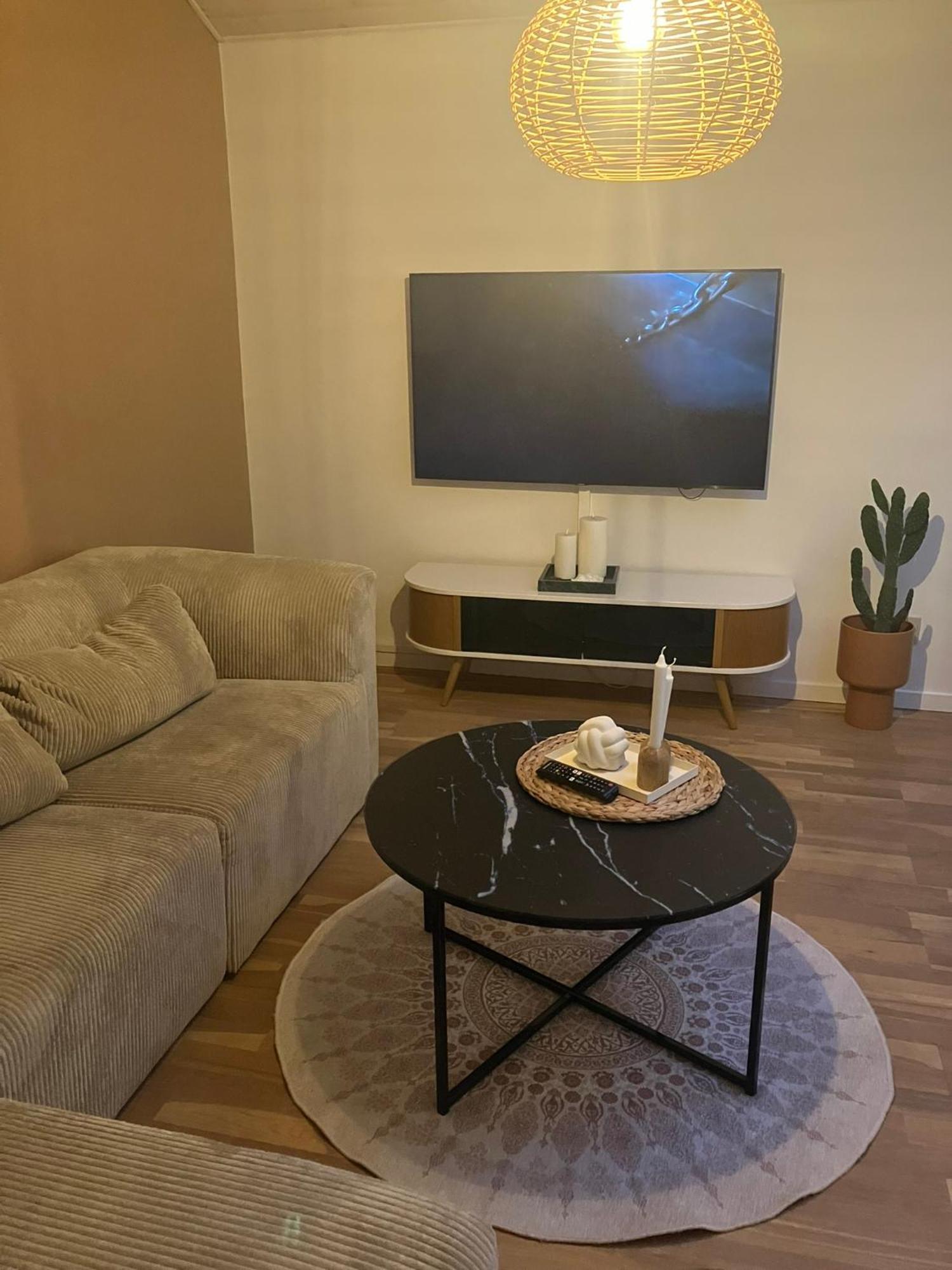 170 M2 Stort Hus Taet Pa Centrum, Mch Og Boxen 헤르닝 외부 사진